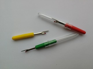 Sewing and Embroidery needdles - Stitch ripper Sewing and Embroidery needdles - Stitch ripper